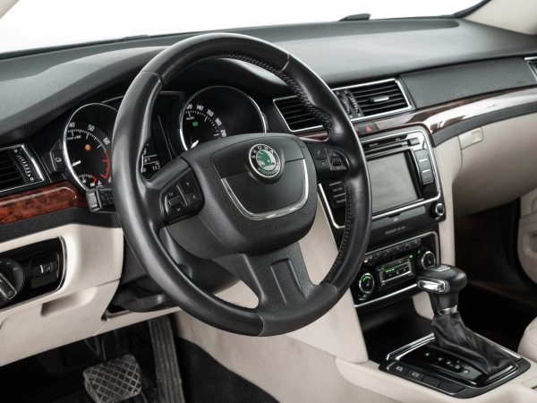 Skoda Superb, II фото №10