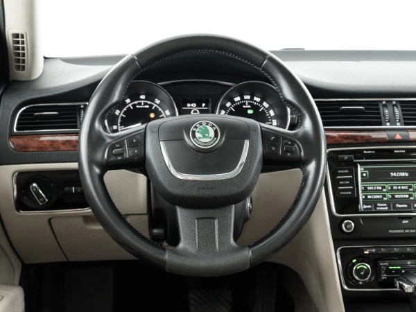 Skoda Superb, II фото №14