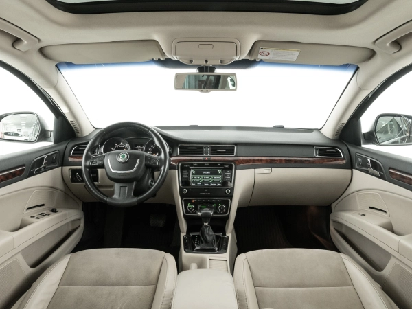 Skoda Superb, II фото №7