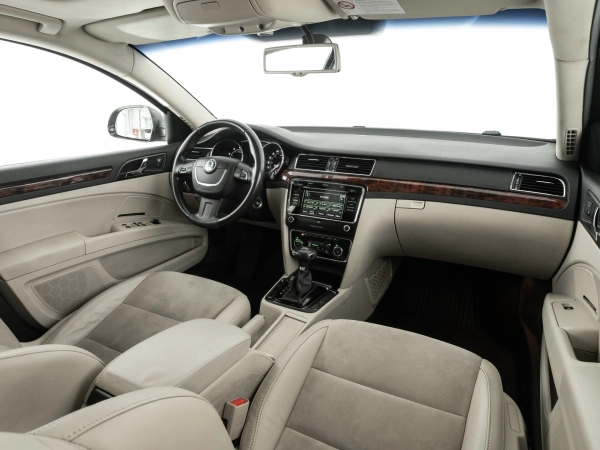 Skoda Superb, II фото №9