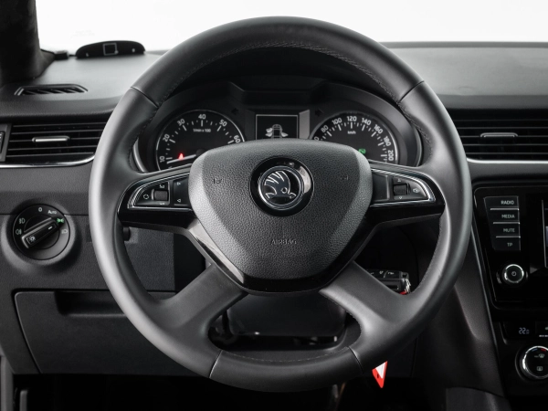 Skoda Octavia, III (A7) фото №14