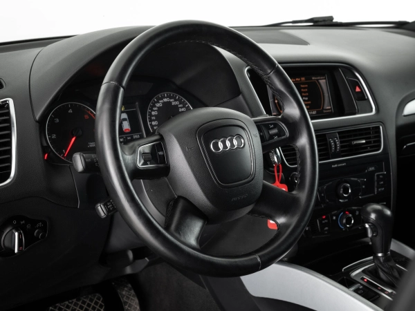 Audi Q5, I (8R) фото №10
