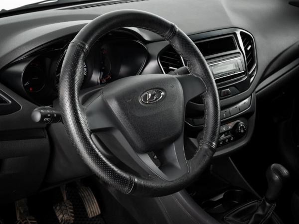 Lada (ВАЗ) Vesta, I фото №10