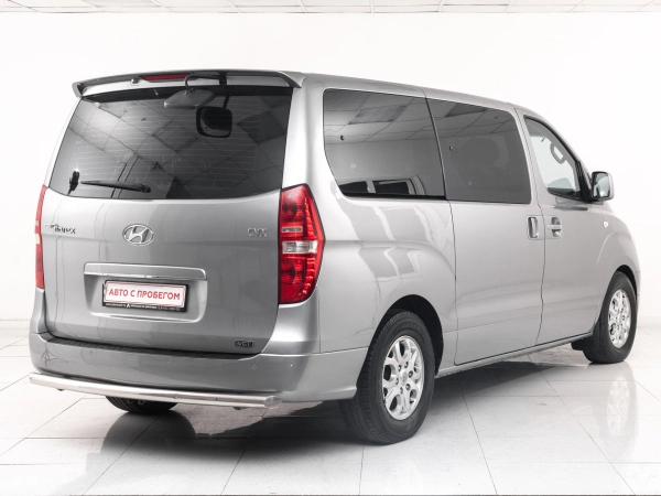 Hyundai Grand Starex, I фото №4