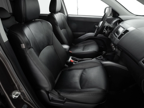 Mitsubishi Outlander, II Рестайлинг фото №13