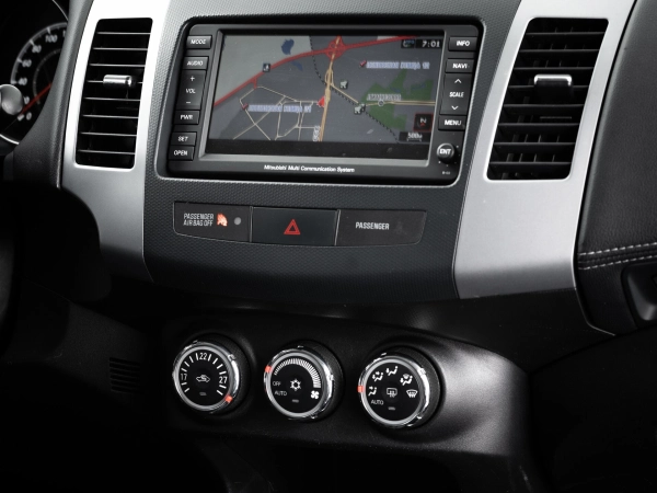 Mitsubishi Outlander, II Рестайлинг фото №15