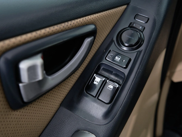Hyundai Grand Starex, I фото №19