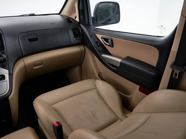 Hyundai Grand Starex, I фото №20