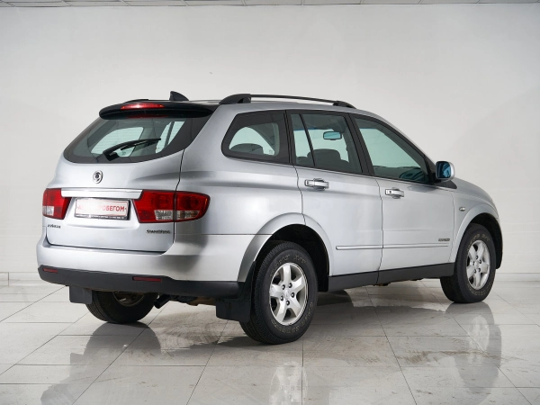 SsangYong Kyron, I Рестайлинг фото №4