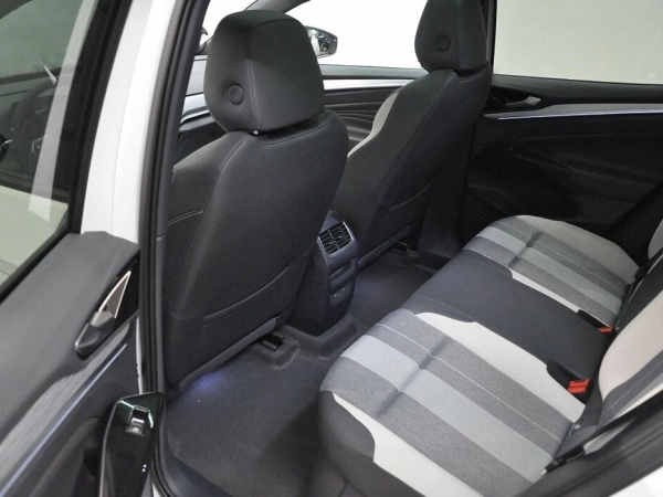 Volkswagen ID.4, I фото №11