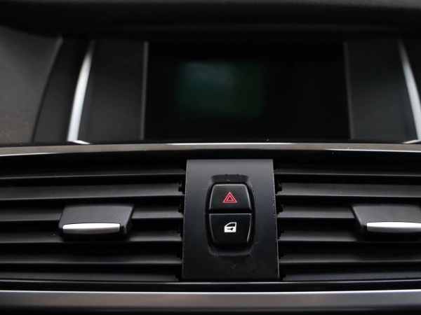 BMW X3, II (F25) фото №14