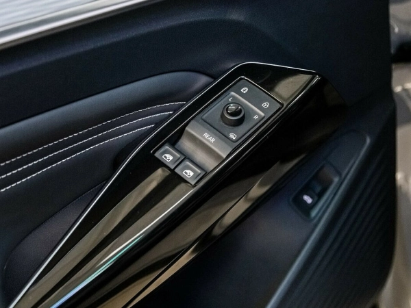 Volkswagen ID.4, I фото №14