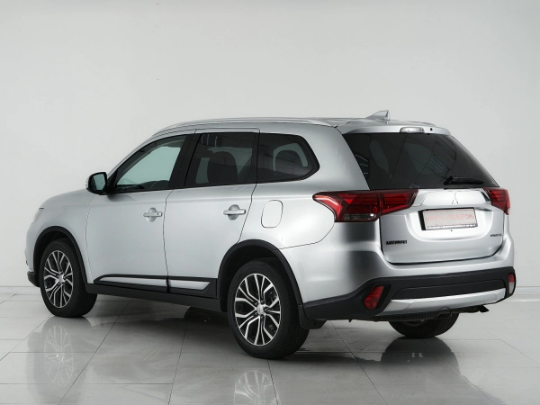 Mitsubishi Outlander, III Рестайлинг 2 фото №4