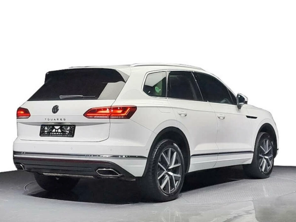 Volkswagen Touareg, III фото №3