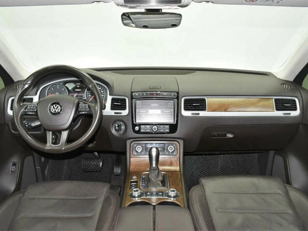 Volkswagen Touareg, II Рестайлинг фото №8