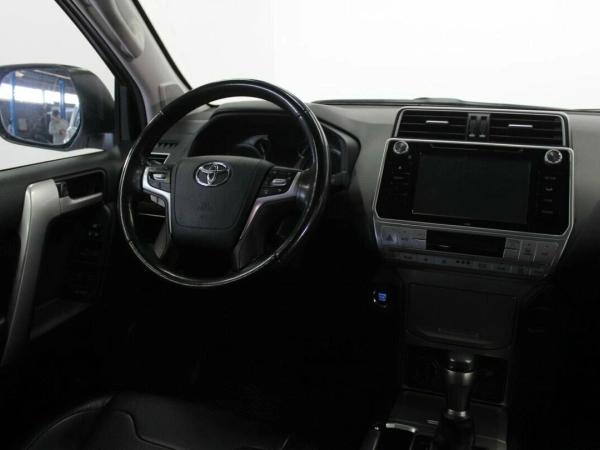 Toyota Land Cruiser Prado, 150 Series Рестайлинг 2 фото №10