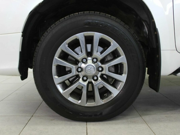 Toyota Land Cruiser Prado, 150 Series Рестайлинг 2 фото №7