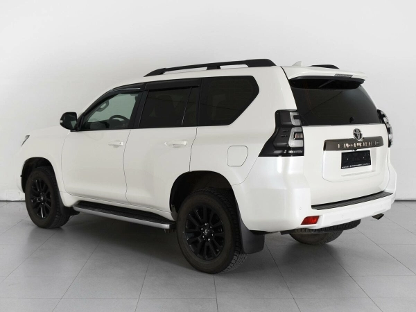 Toyota Land Cruiser Prado, 150 Series Рестайлинг 3 фото №2