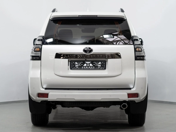 Toyota Land Cruiser Prado, 150 Series Рестайлинг 3 фото №10