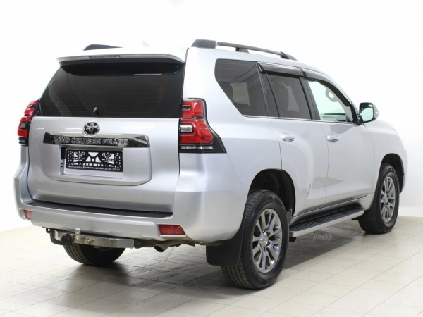 Toyota Land Cruiser Prado, 150 Series Рестайлинг 2 фото №4