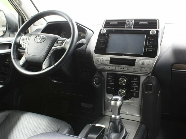 Toyota Land Cruiser Prado, 150 Series Рестайлинг 2 фото №8