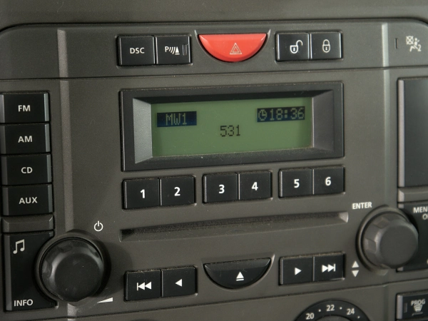 Land Rover Discovery, III фото №16