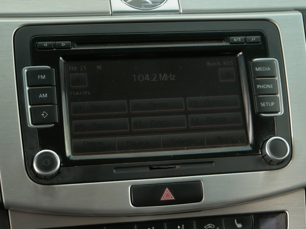 Volkswagen Passat, B7 фото №16