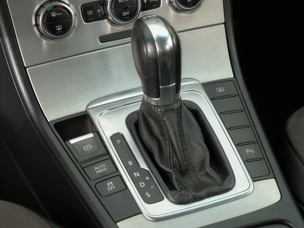Volkswagen Passat, B7 фото №18