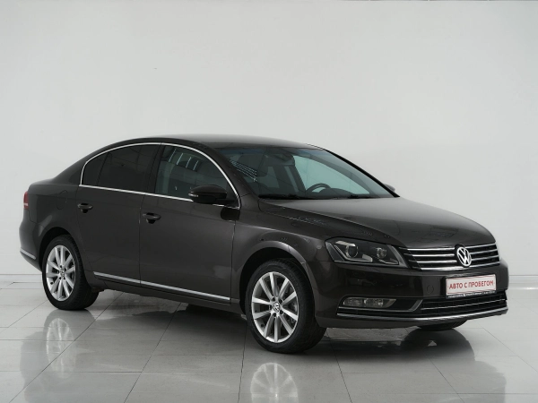 Volkswagen Passat, B7 фото №3