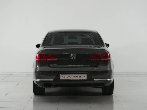 Volkswagen Passat, B7 фото №6