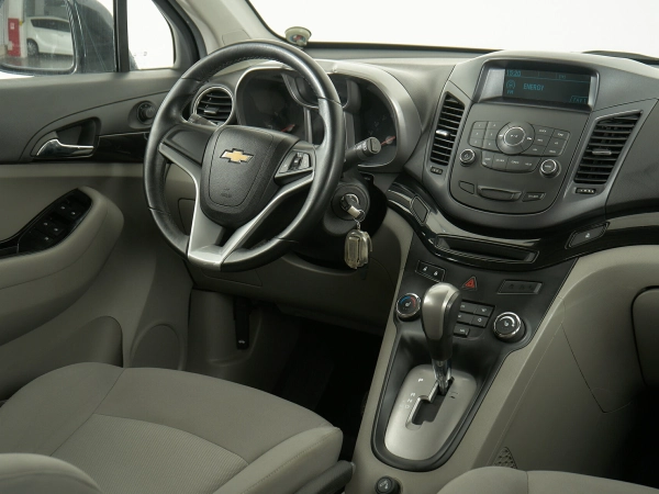 Chevrolet Orlando, I фото №11