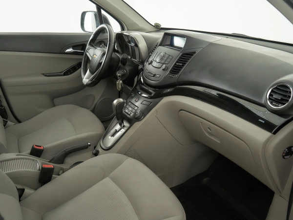 Chevrolet Orlando, I фото №12