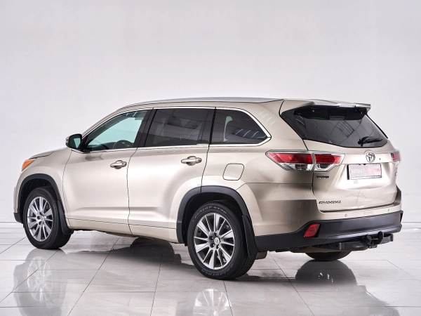 Toyota Highlander, III (XU50) фото №4