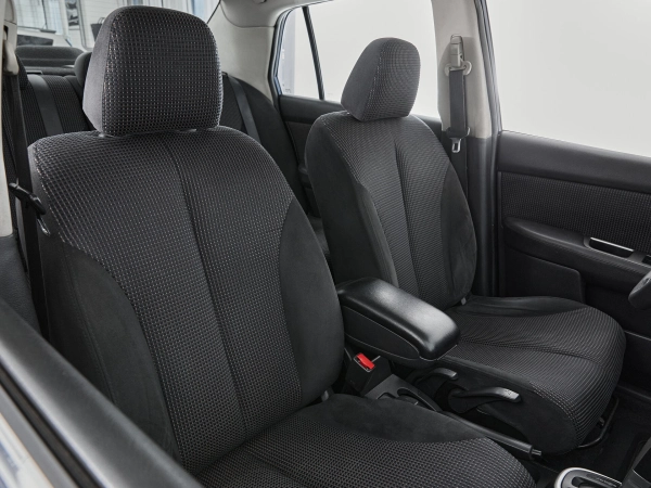 Nissan Tiida, I Рестайлинг фото №11