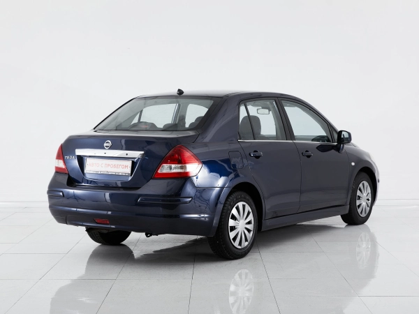 Nissan Tiida, I Рестайлинг фото №4