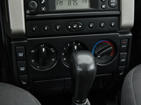 Land Rover Freelander, I Рестайлинг фото №15