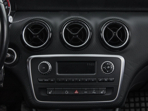Mercedes-Benz A-Класс, III (W176) фото №12