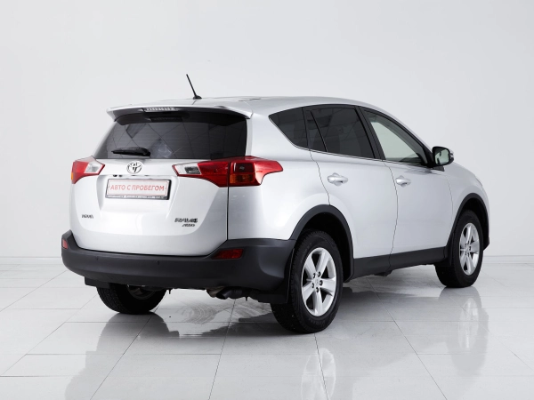 Toyota RAV4, IV (XA40) фото №5