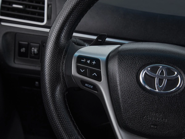 Toyota Verso, I Рестайлинг фото №18