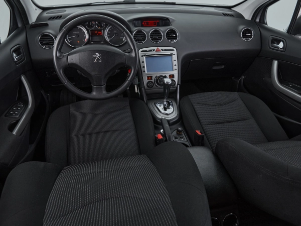 Peugeot 408, I фото №10