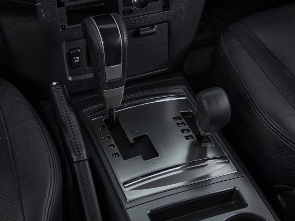 Mitsubishi Pajero, IV Рестайлинг 1 фото №15