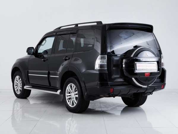 Mitsubishi Pajero, IV Рестайлинг 1 фото №4