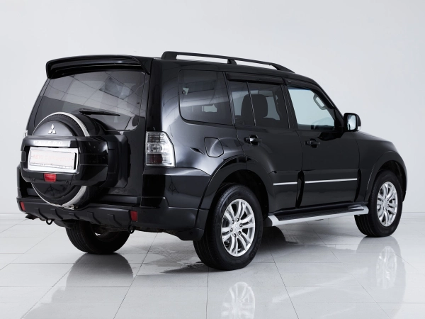 Mitsubishi Pajero, IV Рестайлинг 1 фото №5