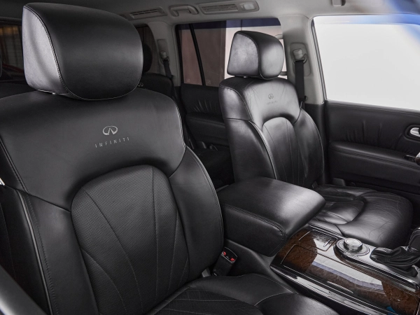 Infiniti QX56, II фото №19