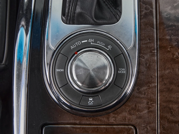 Infiniti QX56, II фото №25
