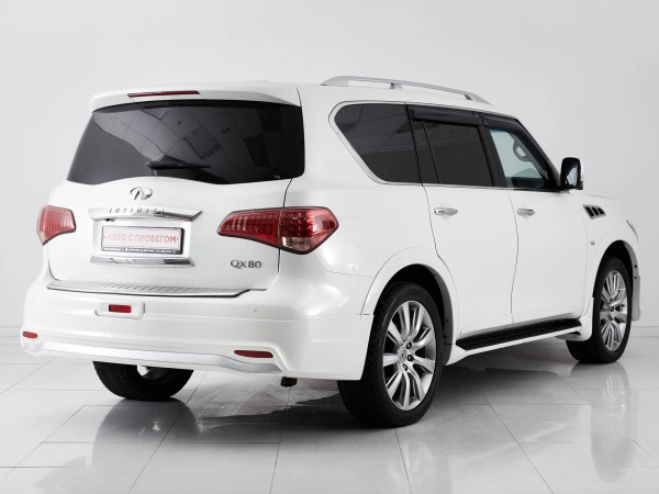 Infiniti QX56, II фото №4