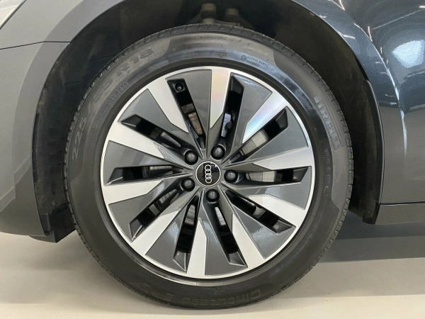 Audi A6, V (C8) фото №8