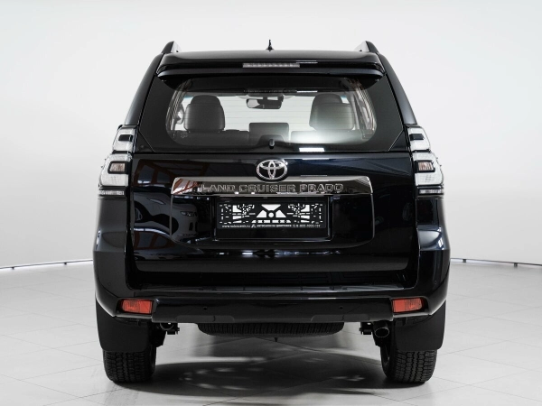 Toyota Land Cruiser Prado, 150 Series Рестайлинг 3 фото №4