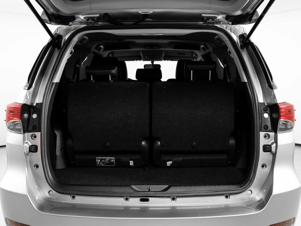Toyota Fortuner, II Рестайлинг фото №6