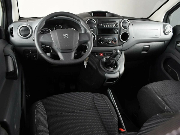 Peugeot Partner, II Рестайлинг 2 фото №6